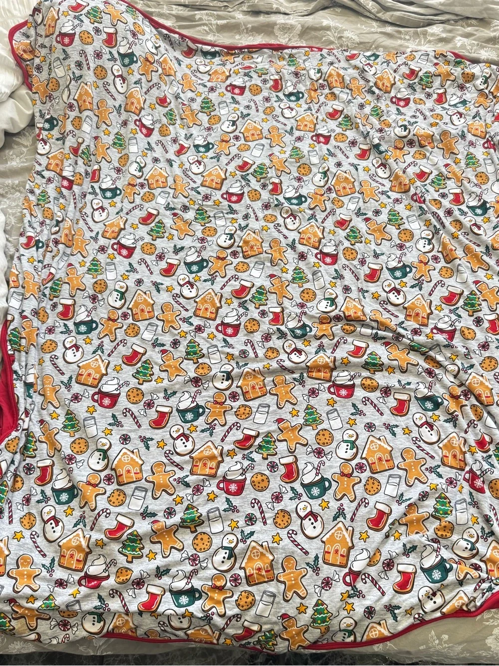 Little Sleepies Holiday Treats / Red Bamboo Cloud Blanket, Christmas Cookie